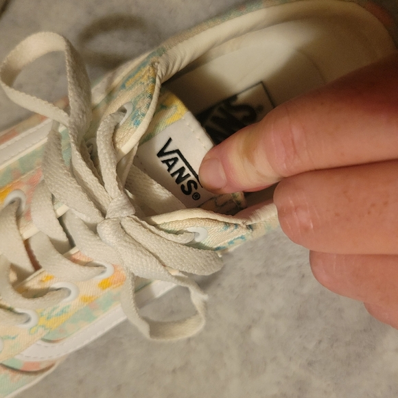 Vans Womens Canvas Sneakers, Size 9, Pastel Print - Picture 5 of 6